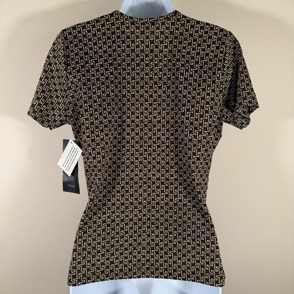 NWT Karen Kane Geometric Sparkly Brown Gold Short Sleeve V-Neck T-Shirt Top M - Picture 3 of 6